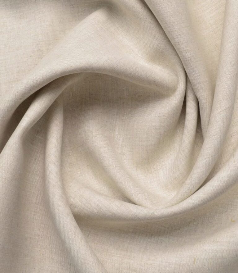 COMPOSICIÓN: 100% TENCEL (CELULOSA RECUPERADA) TEJIDO: PLANO (TAFETÁN) ANCHO: 1.50 M REFERENCIA COMERCIAL: TENCEL BEIGE PROVEEDOR: TEXTILES & MODA PANTONE: TCX-141118